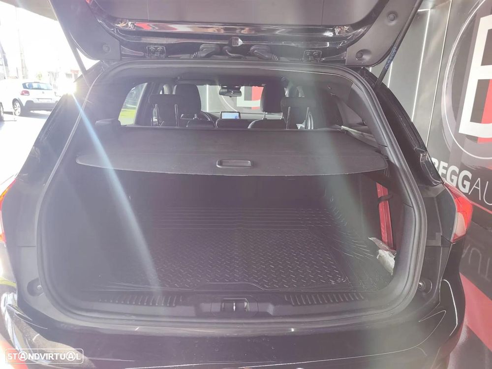 Ford Focus SW 1.0 EcoBoost MHEV ST-Line - 17