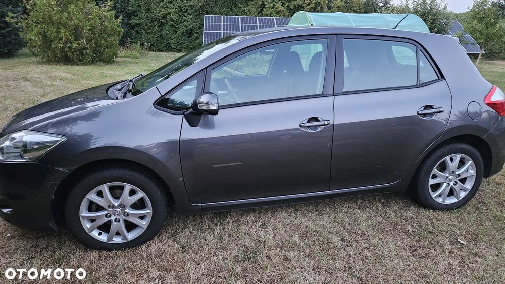 Toyota Auris 1.6 Active - 10