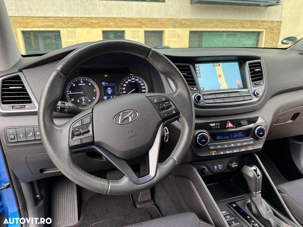 Hyundai Tucson blue 1.7 CRDi 2WD DCT Premium - 26