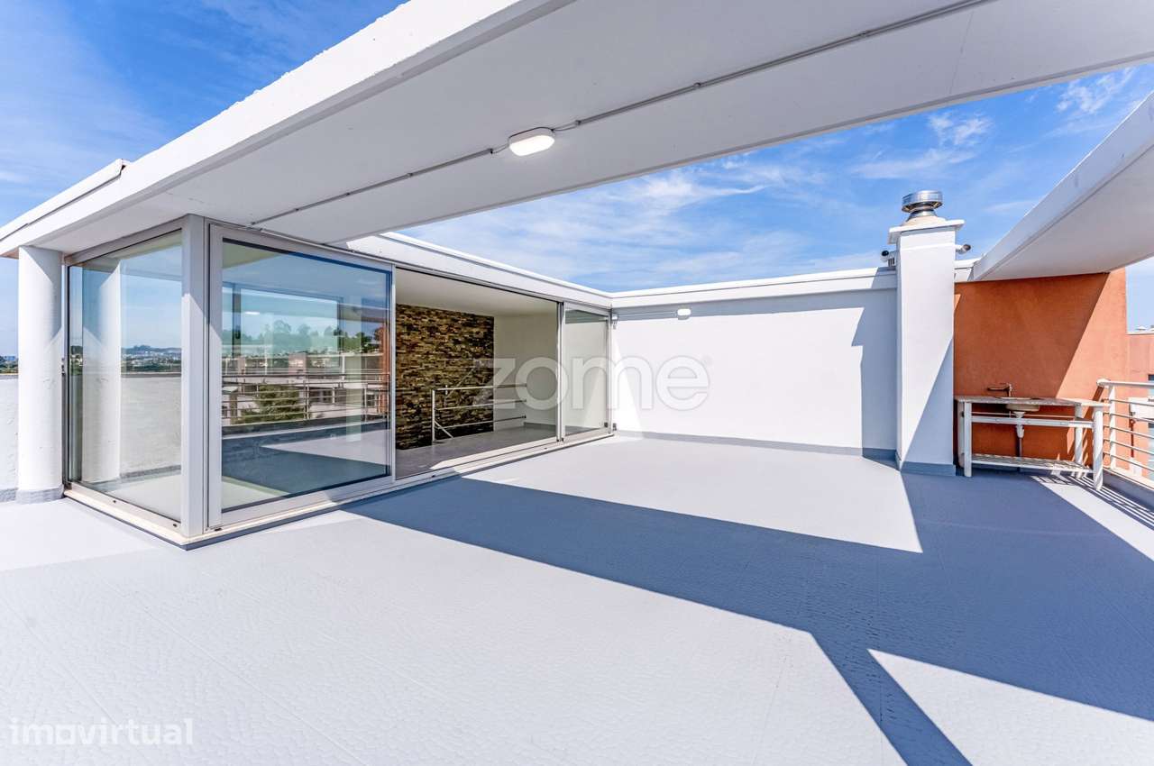 Rooftop T3 Duplex | Condomínio privado | à Marina do Freixo - Grande imagem: 2/41