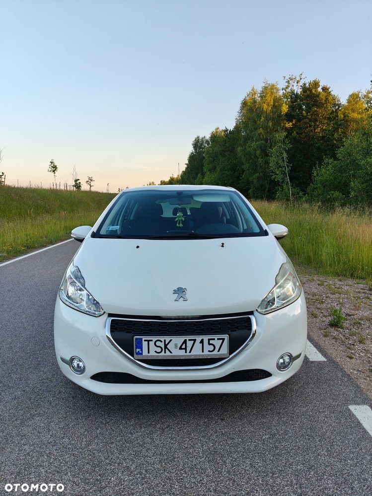 Peugeot 208 - 2