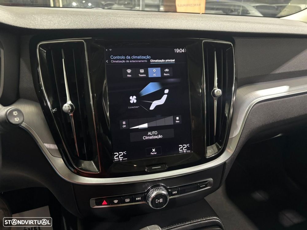 Volvo V60 2.0 T6 AWD TE Inscription Expression - 42