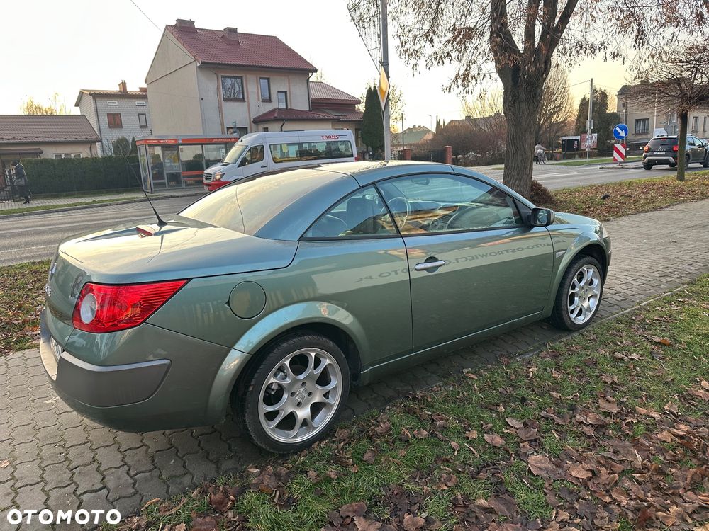 Renault Megane 1.6 Privilege - 25