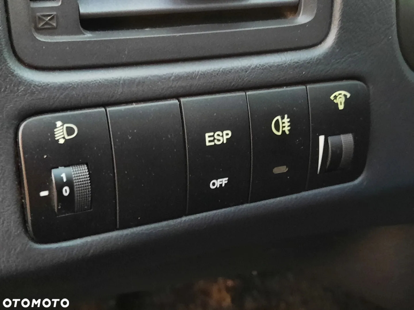 Hyundai Tucson 2.0 Comfort 2WD - 25