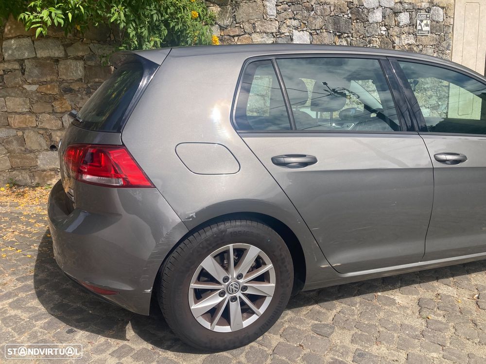 VW Golf 1.6 TDi BlueMotion Confortline - 7