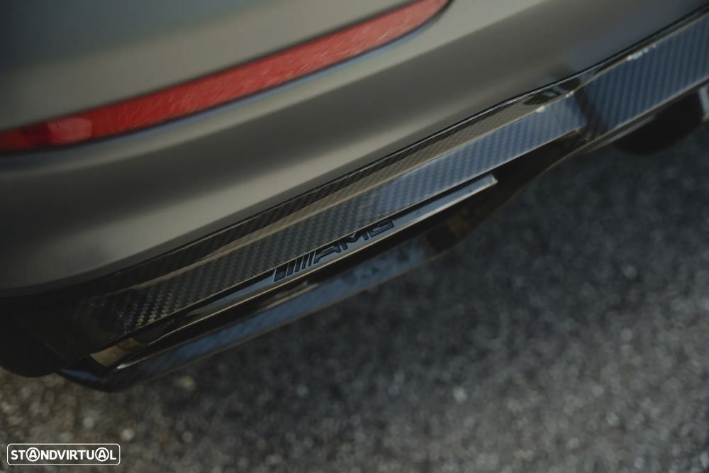 Mercedes-Benz E 63 AMG S 4-Matic+ - 25
