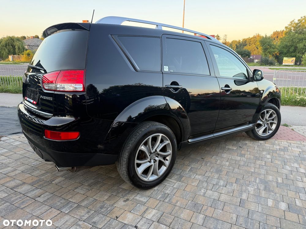 Citroën C-Crosser 2.4i Exclusive - 28