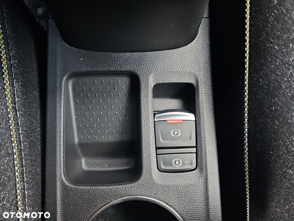 Renault Captur 1.0 TCe Techno - 28