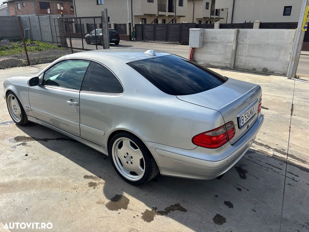 Mercedes-Benz CLK - 4