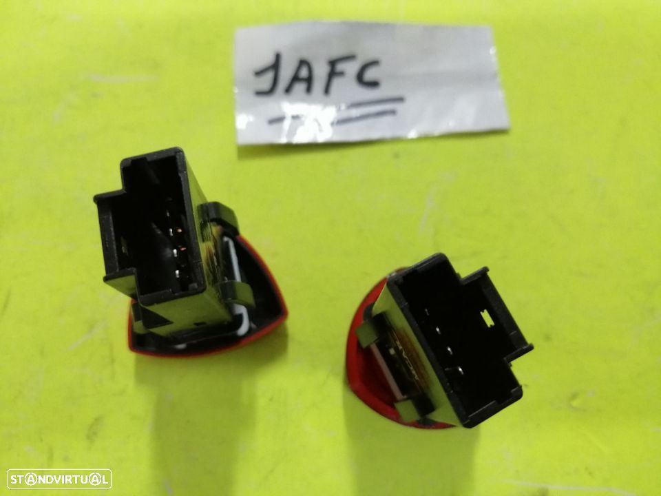 Interruptor botão 4 piscas Master Movano Trafic Clio Laguna NOVO - 2