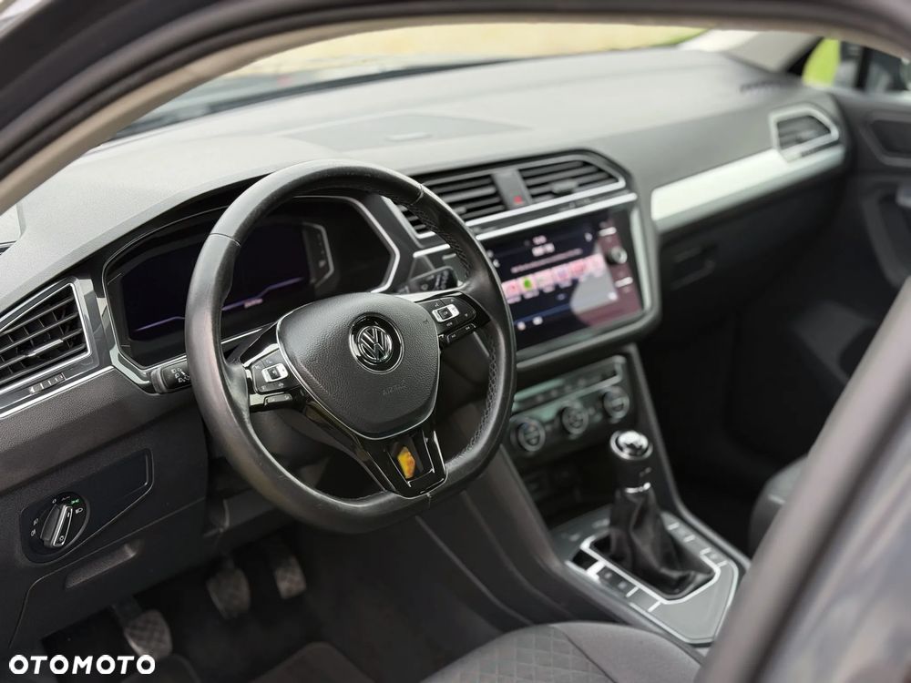 Volkswagen Tiguan 1.6 TDI SCR Comfortline - 18