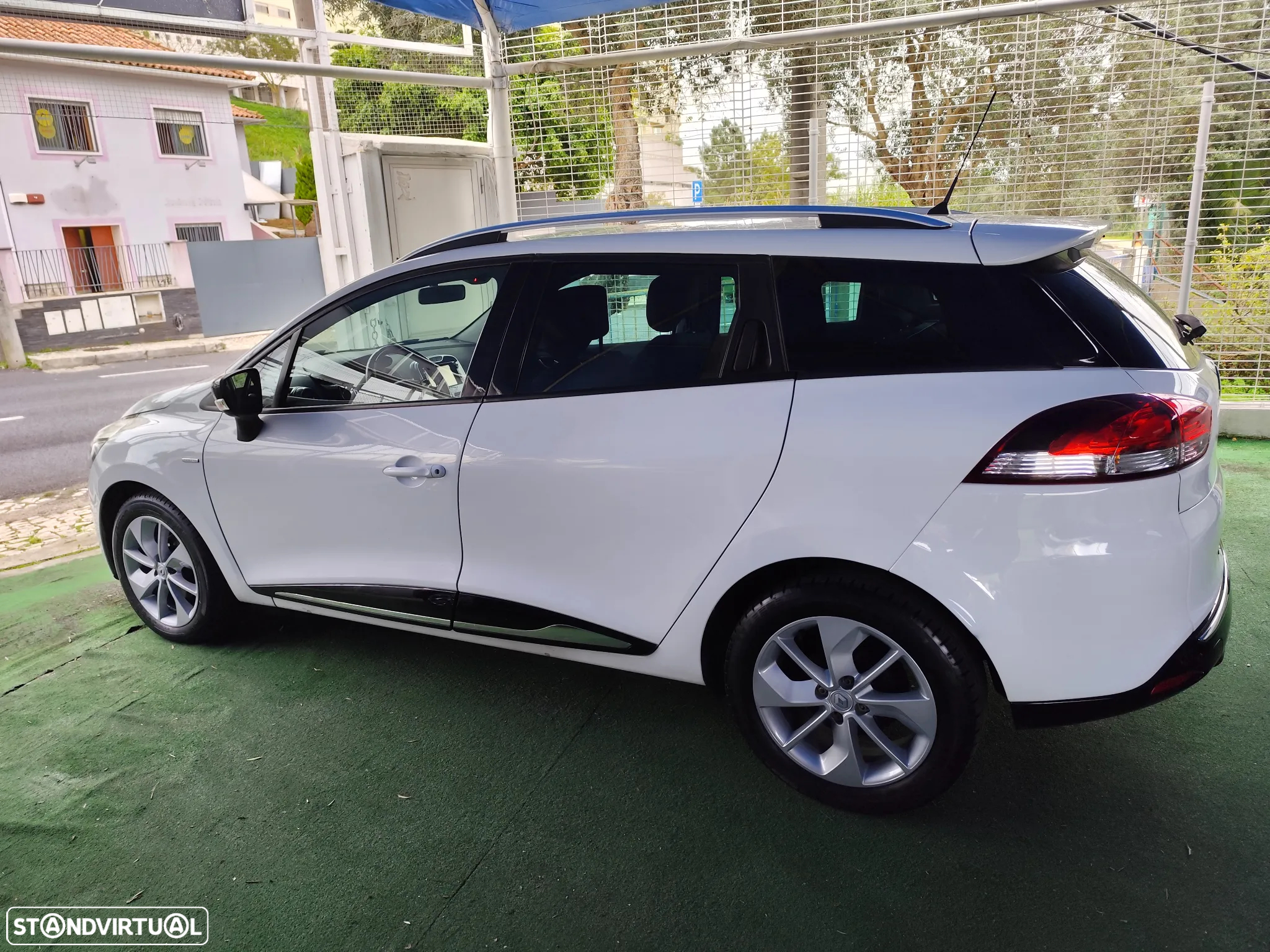 Renault Clio Sport Tourer 1.5 dCi Limited - 7