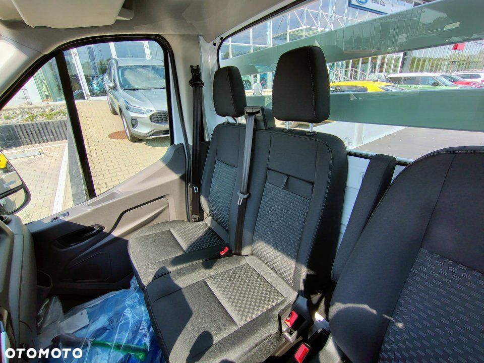 Ford Transit - 14