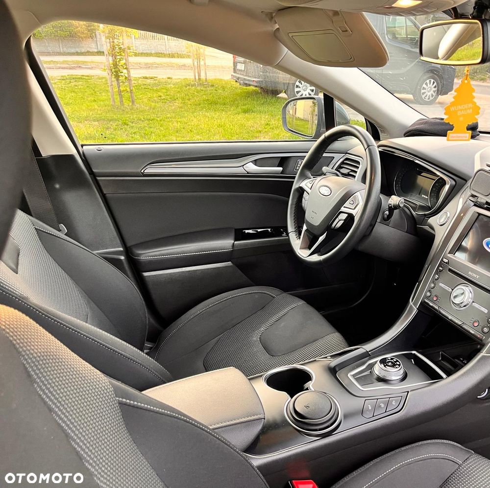 Ford Mondeo - 11