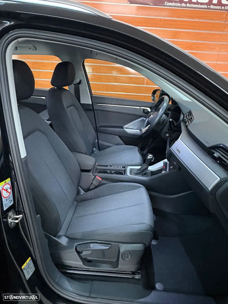 Audi Q3 45 TFSIe S tronic S line - 10