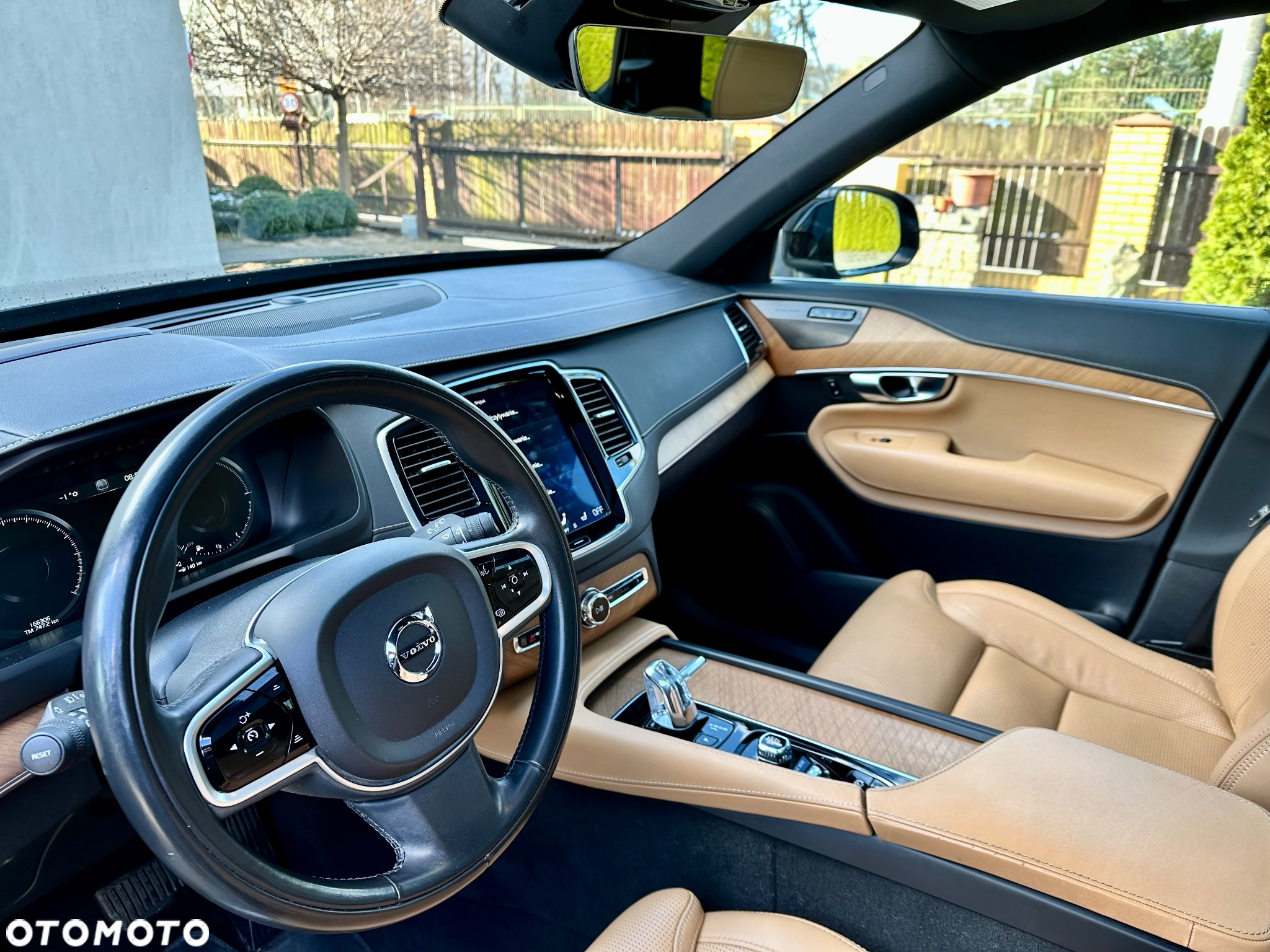 Volvo XC 90 - 5