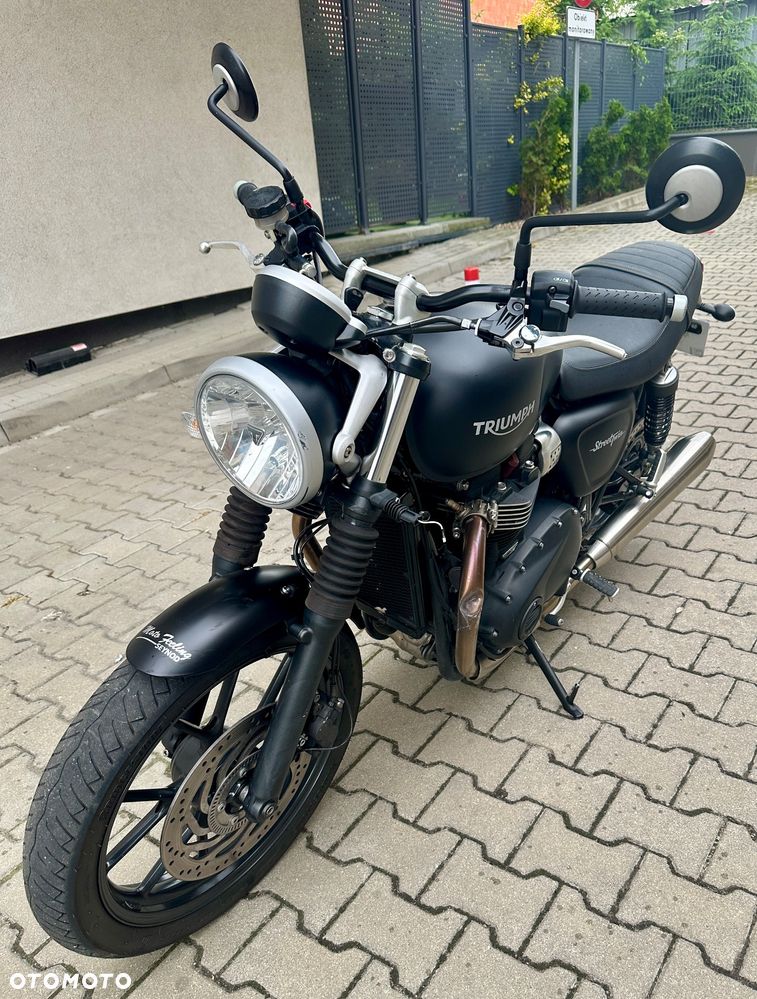Triumph Street Twin - 8