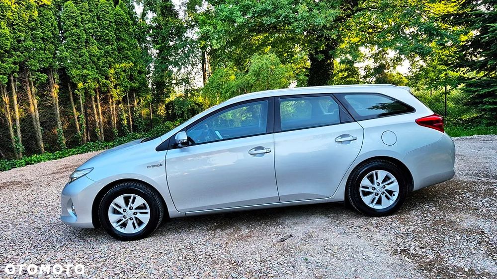 Toyota Auris 1.8 HSD Luna - 22