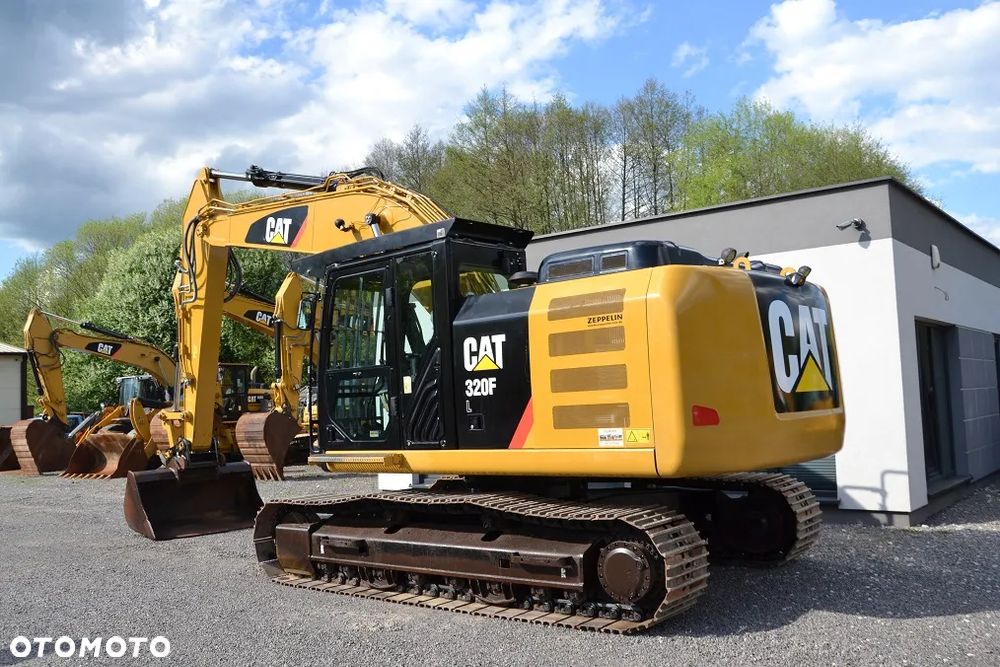 Caterpillar 320 FL - 6