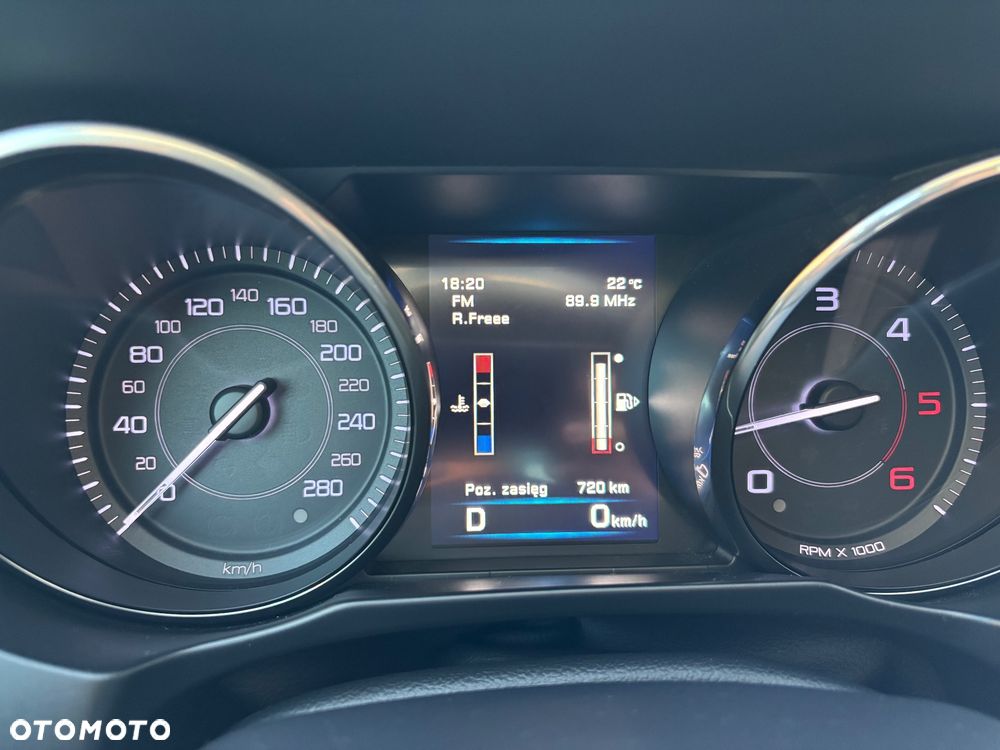 Jaguar XE 2.0 D Prestige - 12