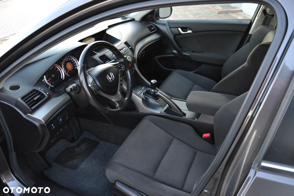 Honda Accord 2.0 Elegance - 18