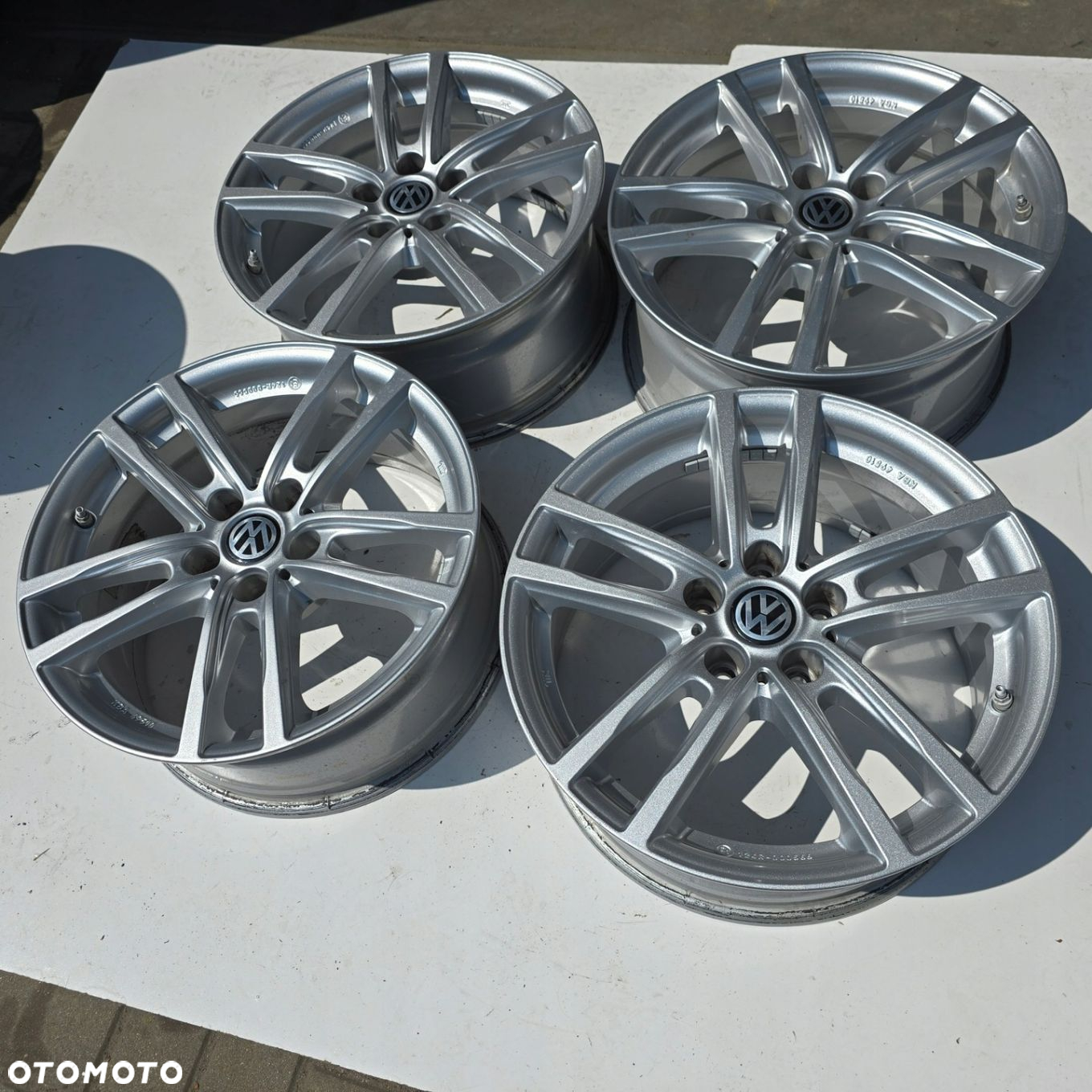 VW PASSAT B7 B8 CC TIGUAN I II ARTEON SHARAN 17 ET30 5x112 4X - 2