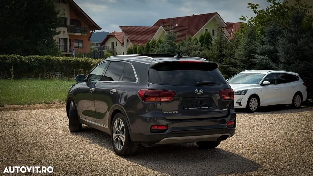 Kia Sorento 2.0 DSL 8AT 4x4 Cosmo - 9