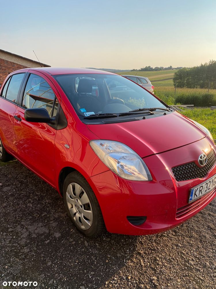 Toyota Yaris - 6