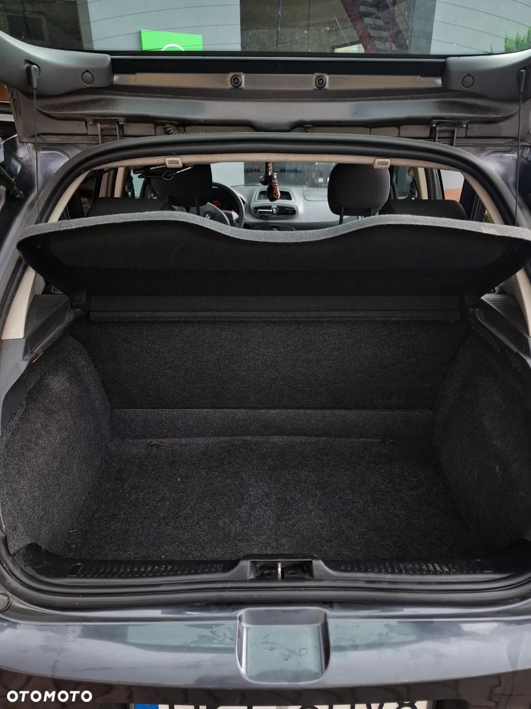 Renault Clio 1.5 dCi Authentique - 14