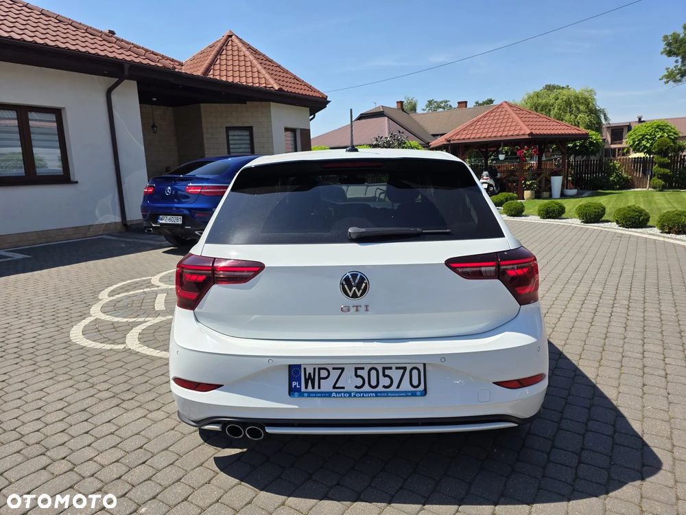 Volkswagen Polo - 7
