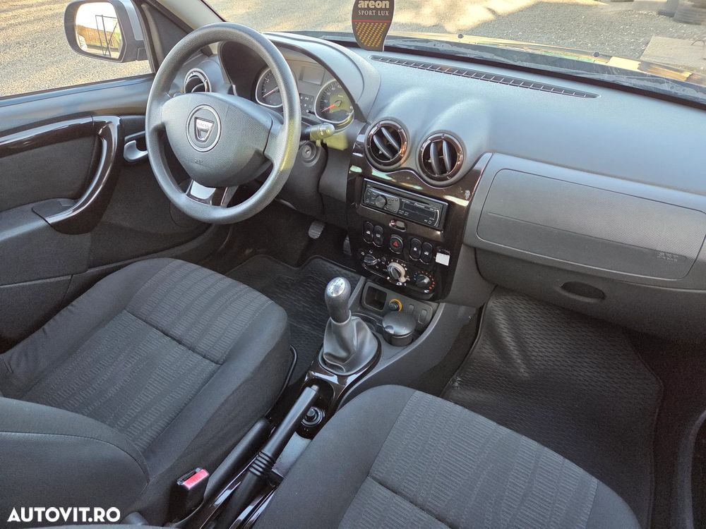 Dacia Duster 1.6 16V 105 4x2 Laureate - 7