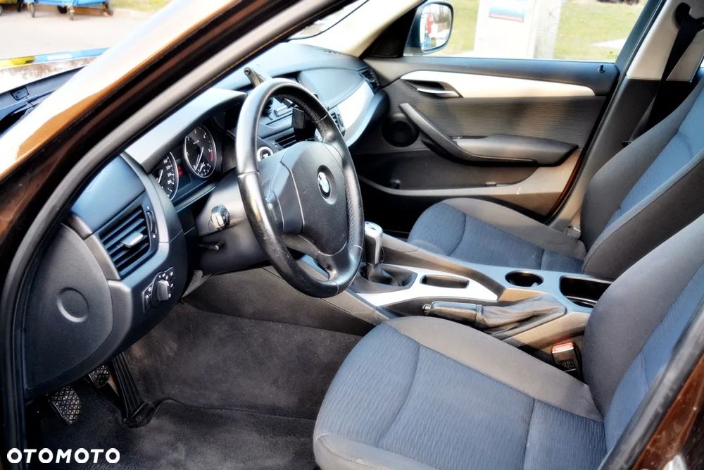 BMW X1 sDrive18d xLine - 7