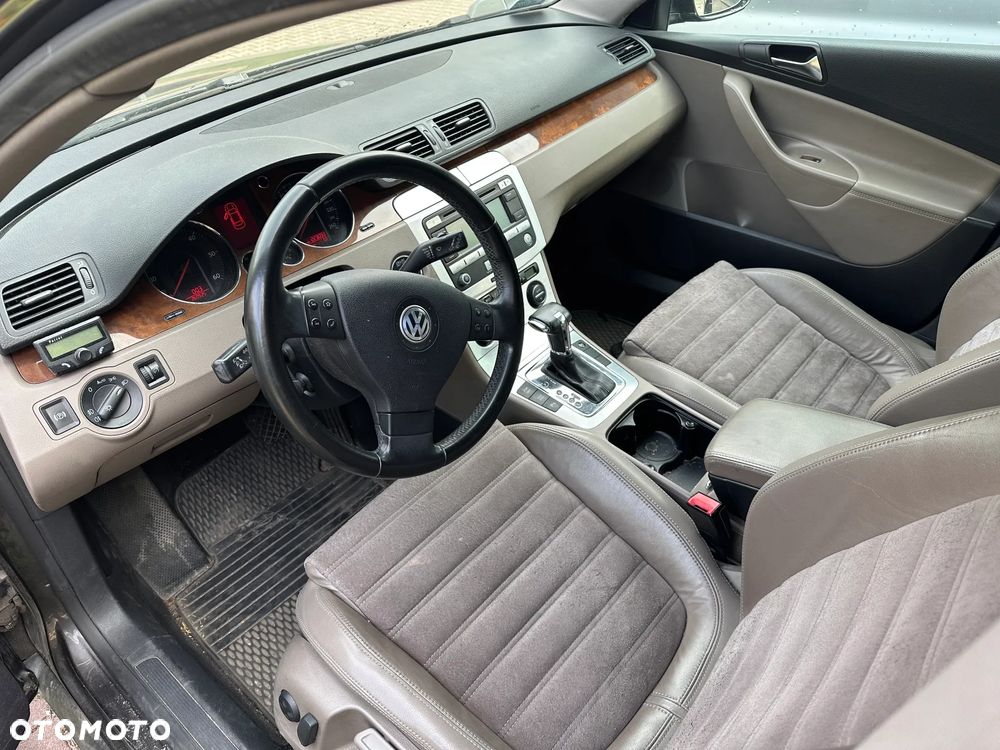 Volkswagen Passat 2.0 TDI Highline DSG - 1