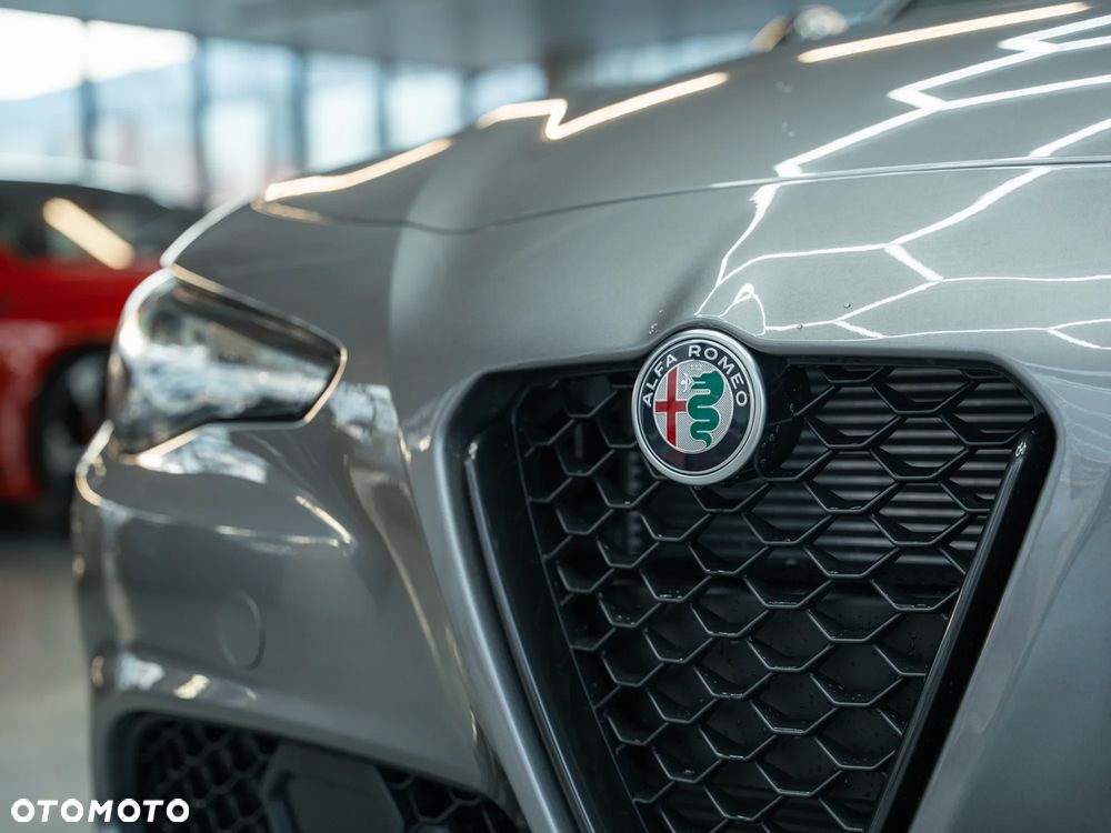 Alfa Romeo Giulia - 2