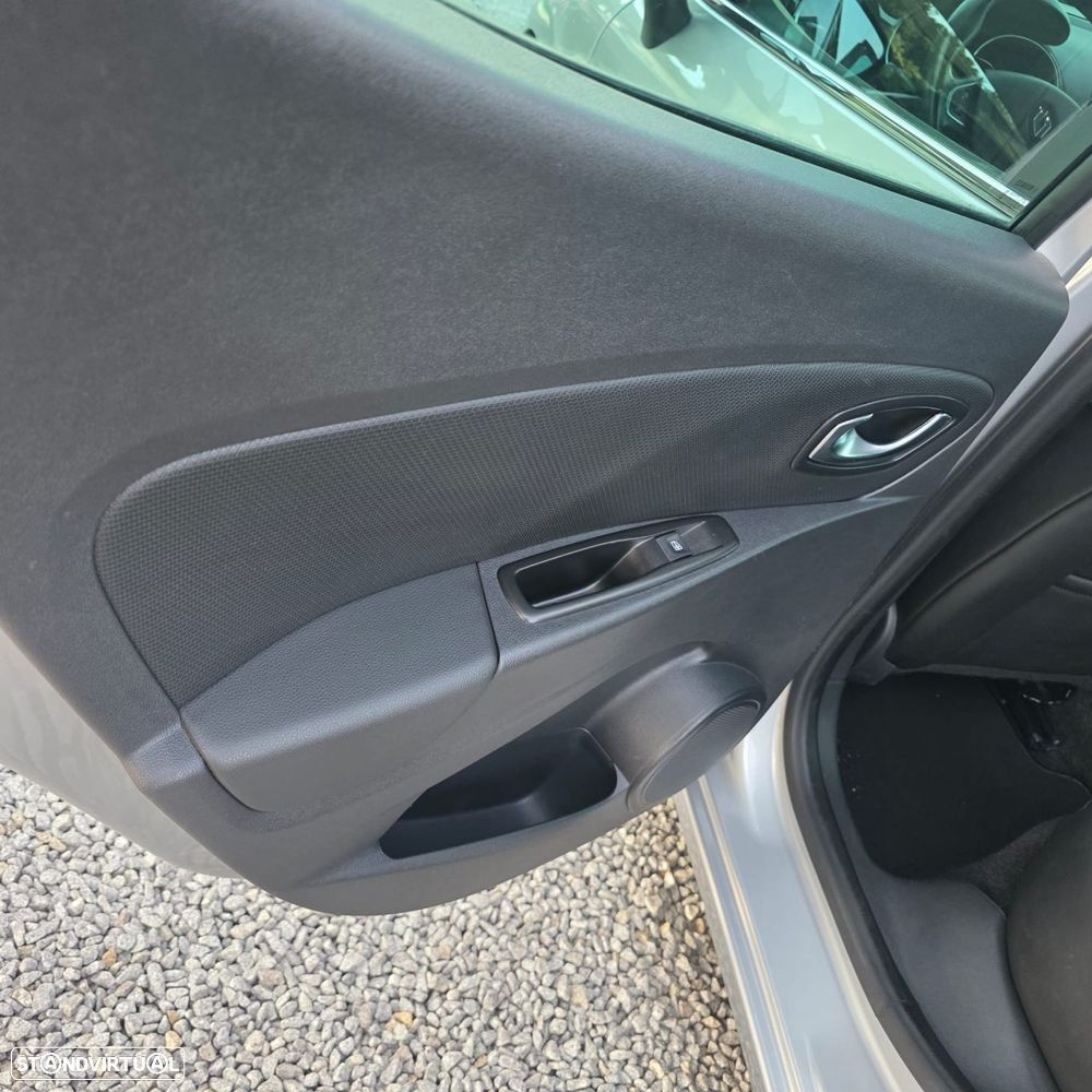 Renault Clio 0.9 TCe Limited Edition - 32