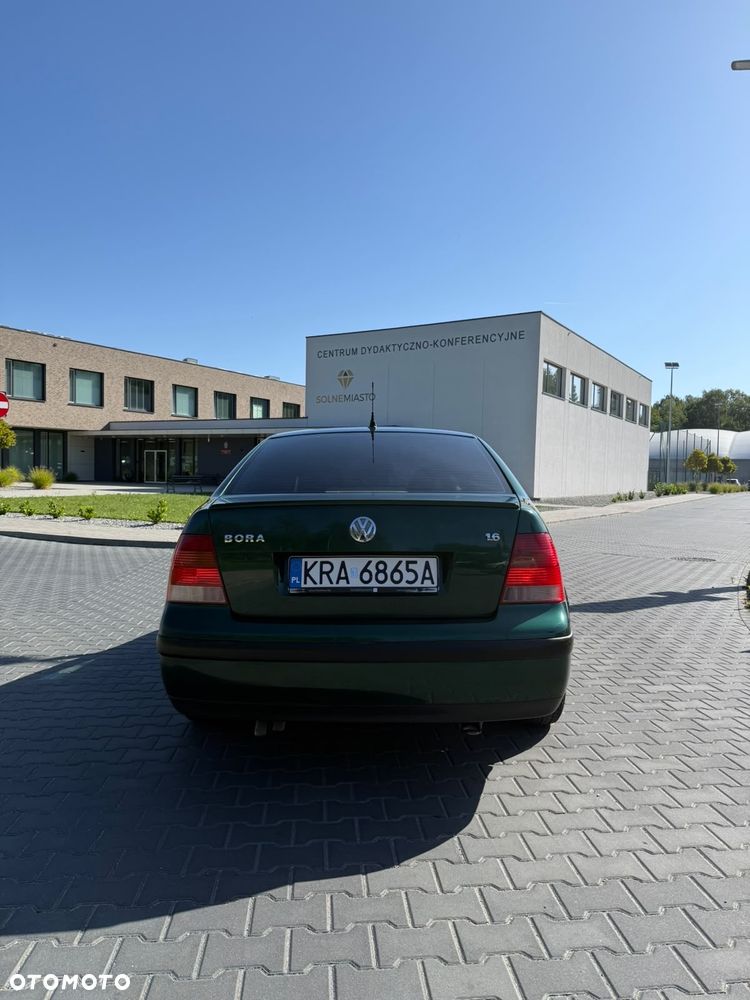 Volkswagen Bora 1.6 Basis - 4