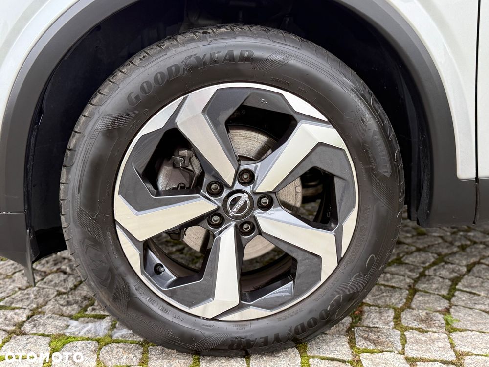 Nissan Qashqai 1.3 DIG-T MHEV Xtronic N-Connecta - 26