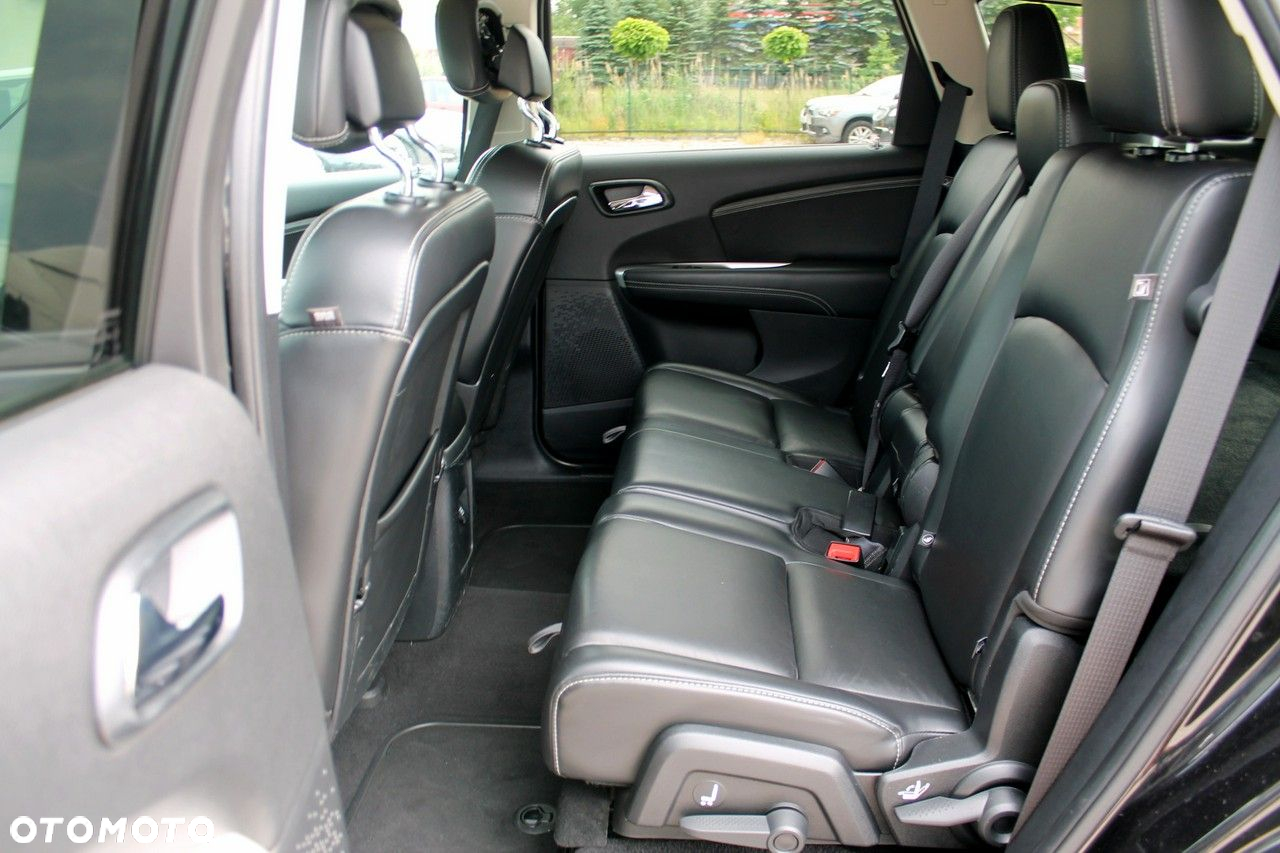 Fiat Freemont 2.0 Multijet Black Code AWD - 12