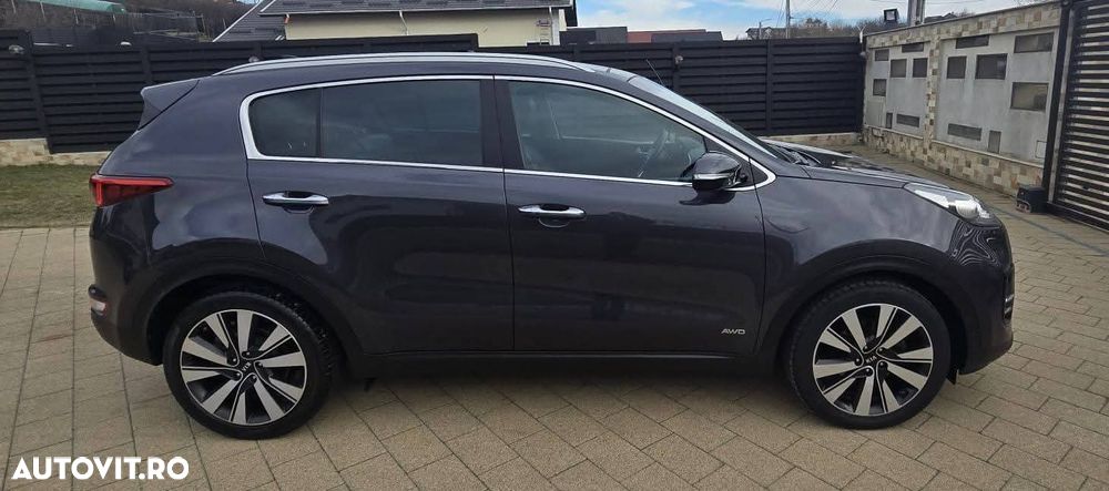 Kia Sportage 2,0 CRDI AWD Aut. Platinum - 9