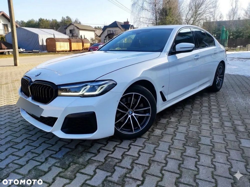 BMW Seria 5 520d xDrive - 2