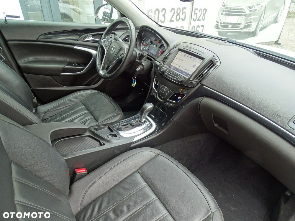 Opel Insignia - 15