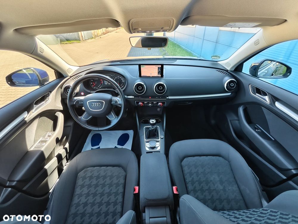 Audi A3 Sportback 1.4 TFSI Attraction - 8