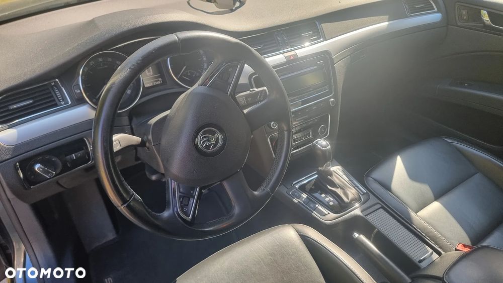 Skoda Superb 2.0 TDI Elegance DSG - 7