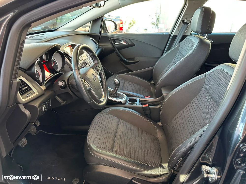 Opel Astra Sports Tourer 1.6 CDTi Cosmo S/S J19 - 11