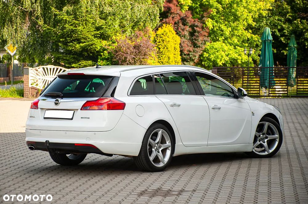 Opel Insignia 2.0 CDTI - 13