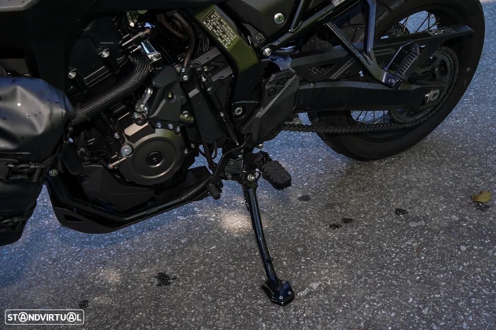 Suzuki v-strom 800 DE - 5
