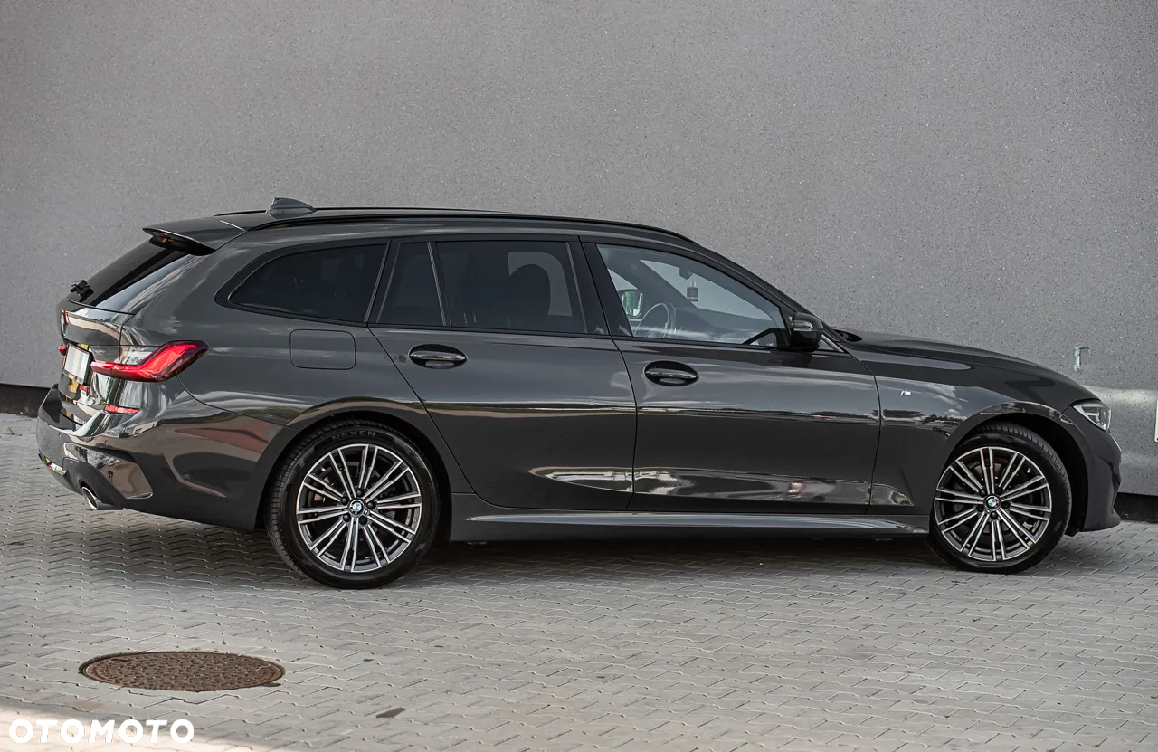 BMW Seria 3 320d xDrive M Sport - 14
