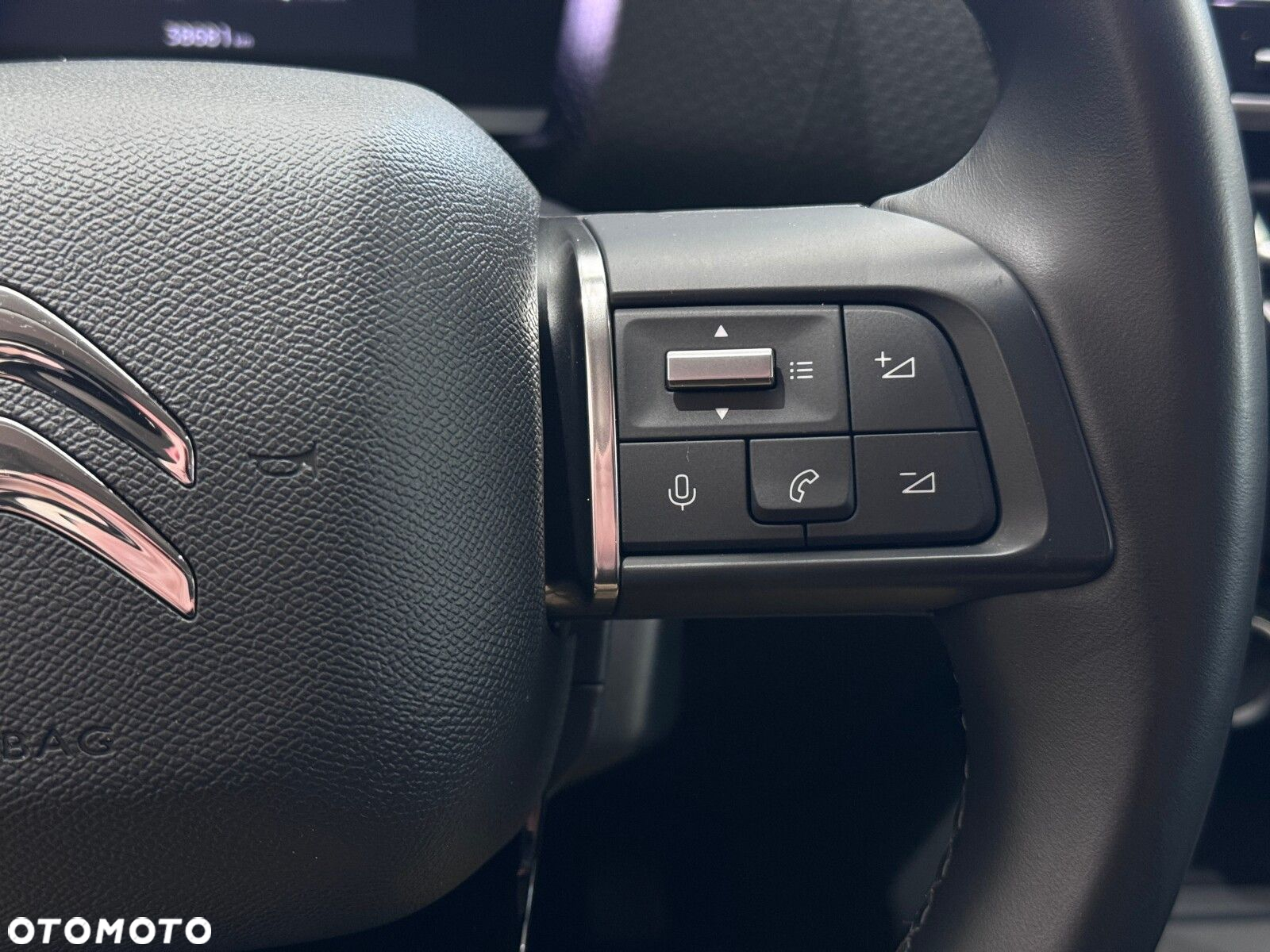 Citroën C4 1.2 PureTech Shine S&S - 23