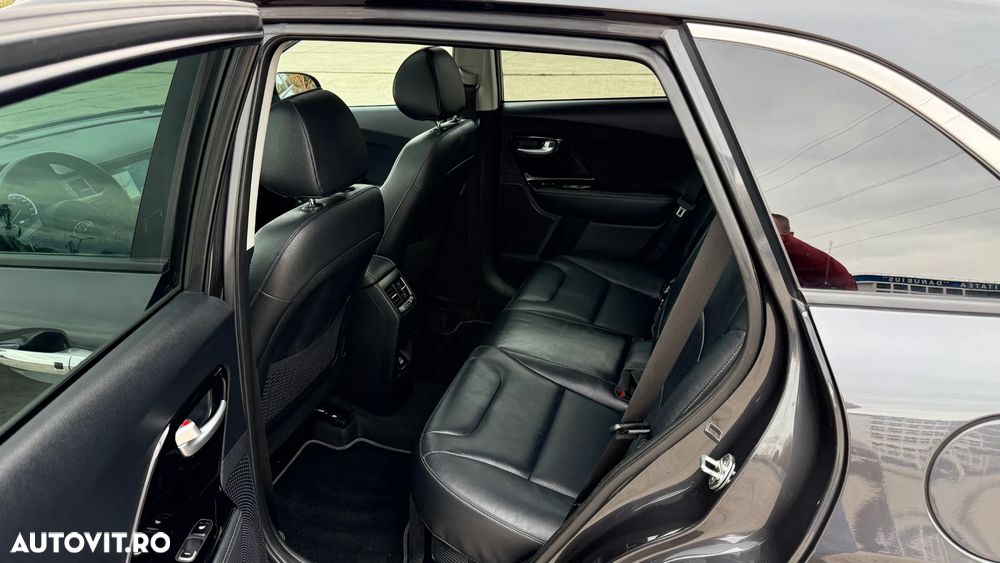 Kia Niro 1.6 GDI 2WD Aut. Spirit - 9