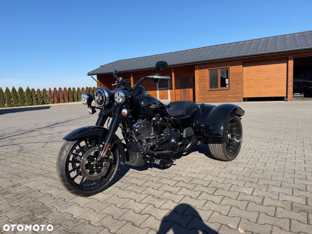 Harley-Davidson Trike Freewheeler - 1